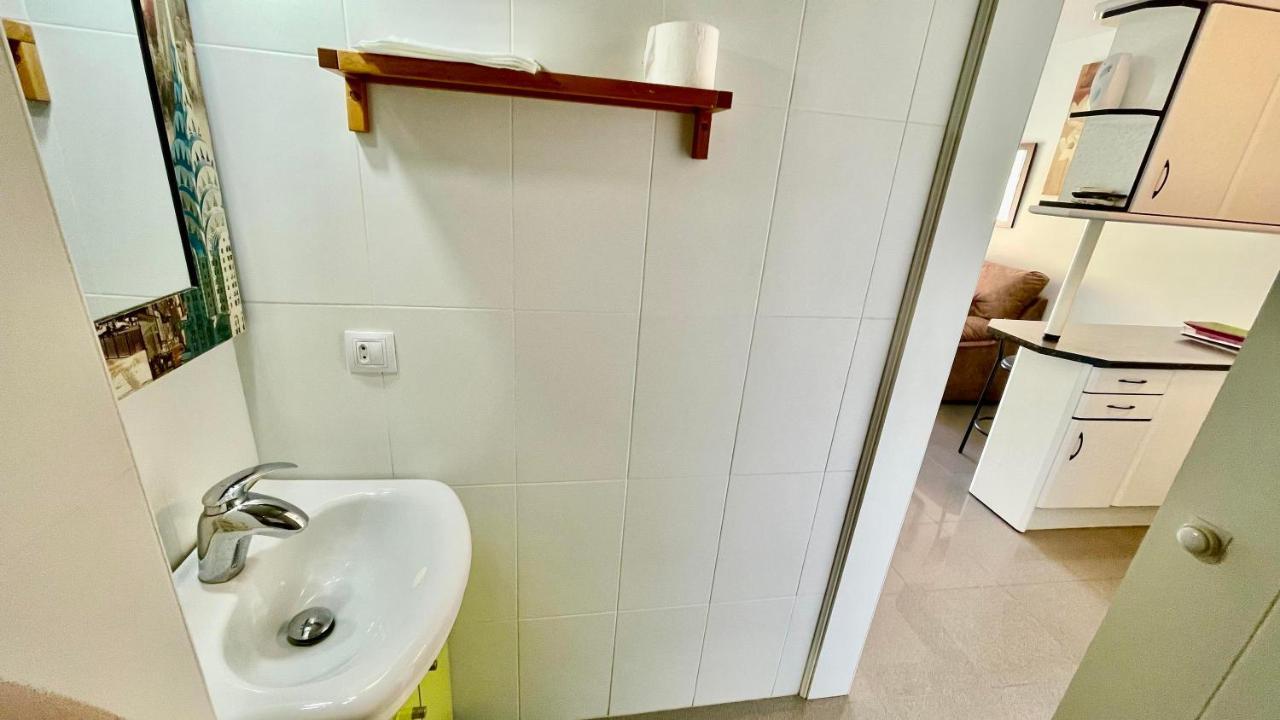 Bulto Carihuela Lägenhet Torremolinos Exteriör bild